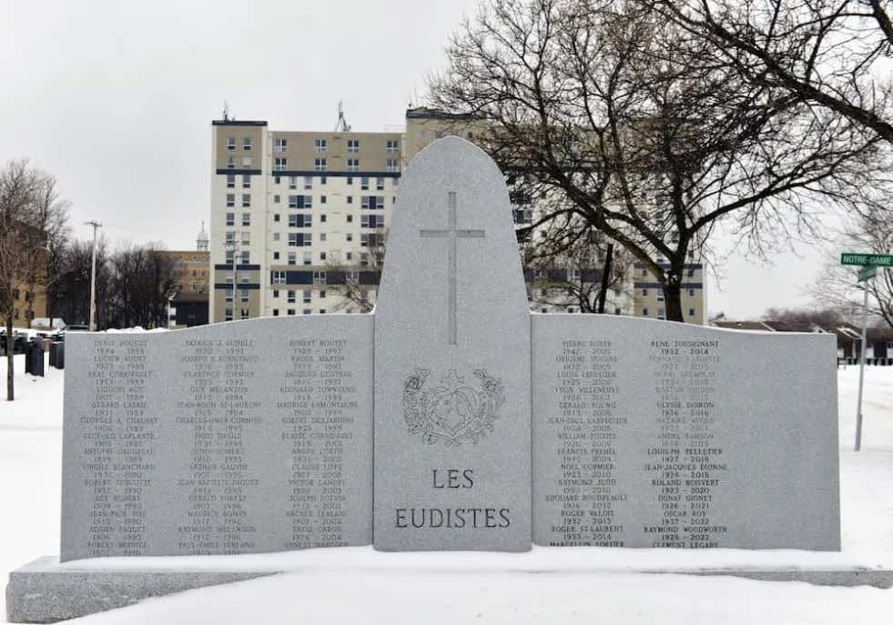 Monument des Eudistes au cimetière Notre-Dame-de-Belmont à Québec